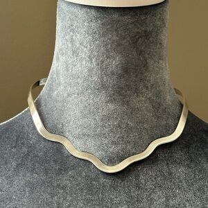 Mexico 925 Sterling Silver Slip On Choker Wavy V-Neck Collar Necklace